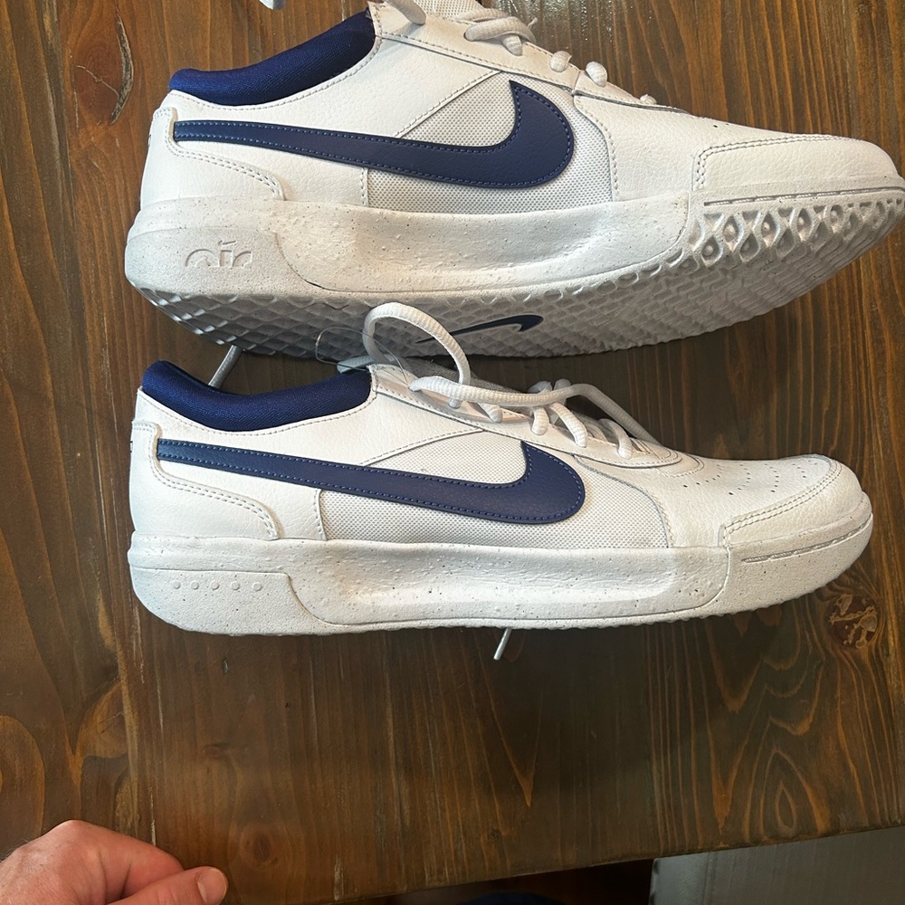 New: Nike men’s court zoom lite 3 size 10.5